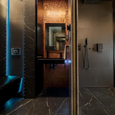 Virtual Dreamscape With Jacuzzi Apartment *