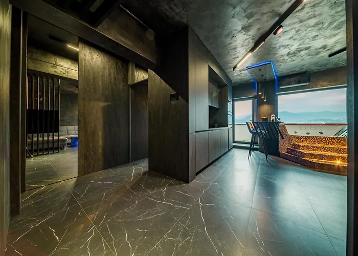 Virtual Dreamscape With Jacuzzi Apartman Brassó