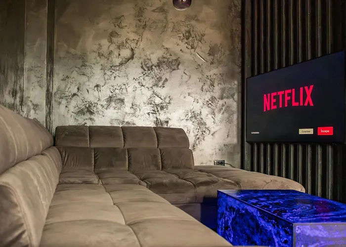 Virtual Dreamscape With Jacuzzi Apartment Brasov