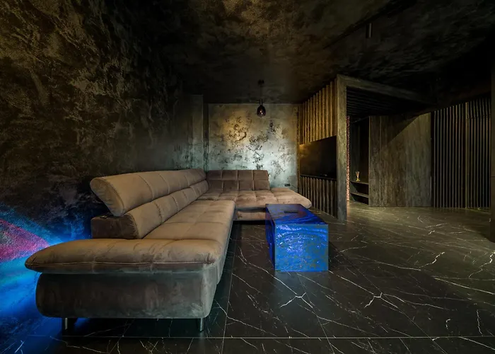 Virtual Dreamscape With Jacuzzi