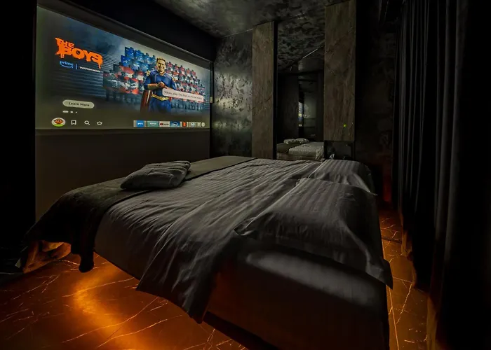 Apartment Virtual Dreamscape With Jacuzzi